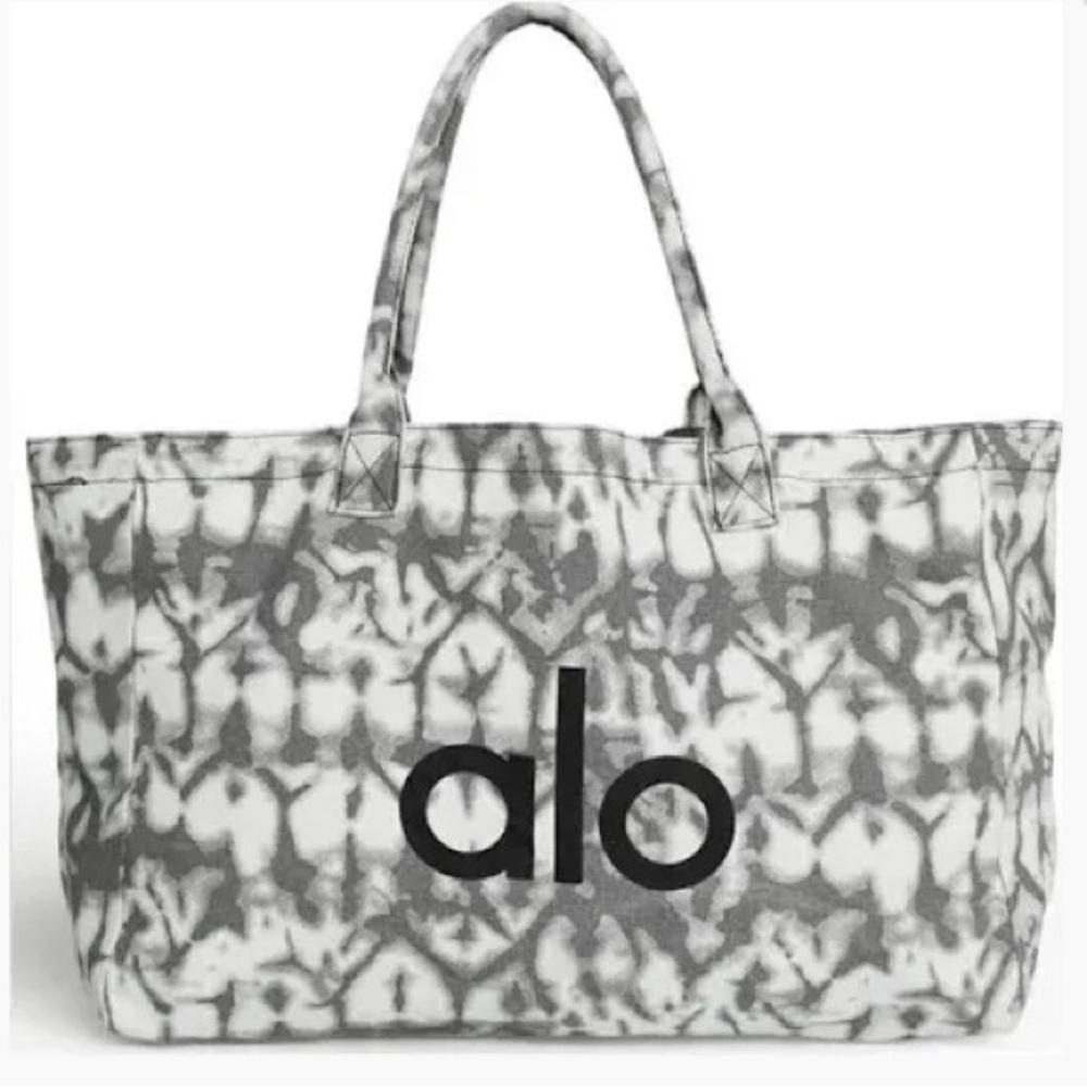 NWT ALO Yoga Iconic Tie-Dye Tote, One Size